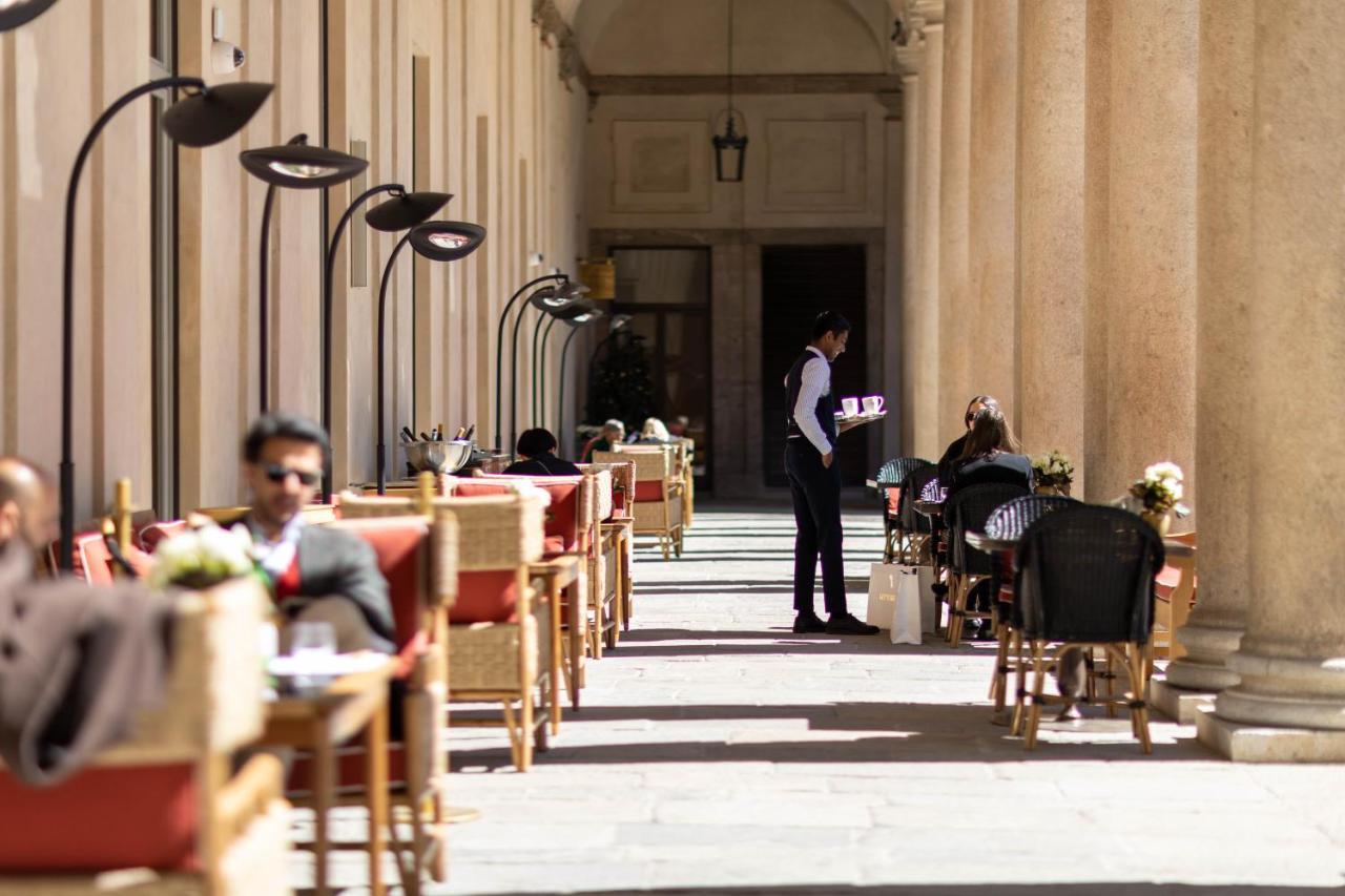 Portrait Milano - Lungarno Collection Hotel Exterior photo
